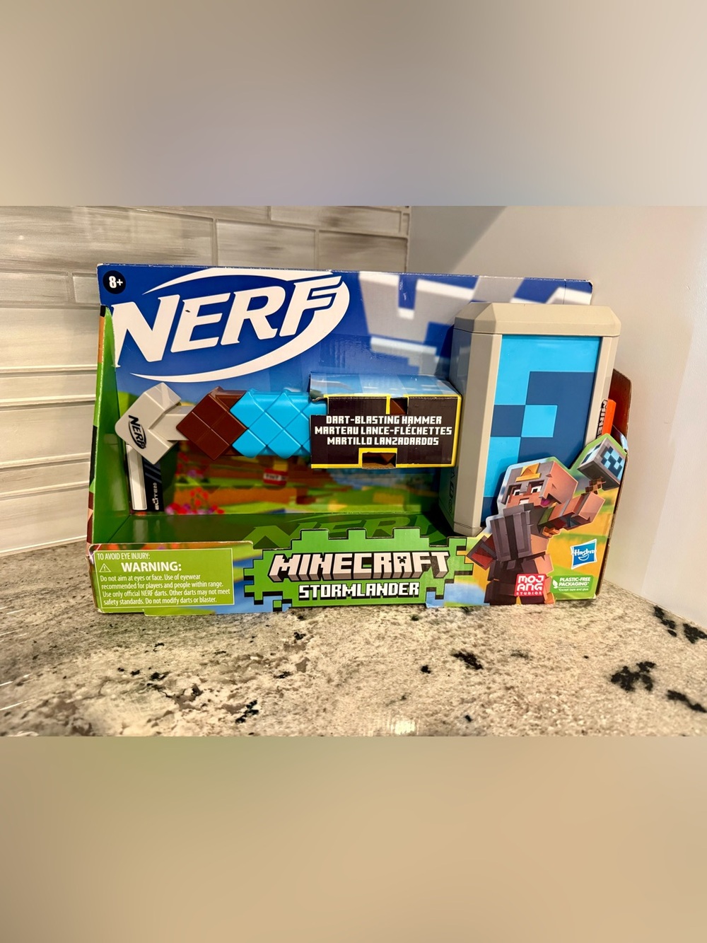 Nerf Minecraft Stormlander Dart-Blasting Hammer - Blue and Brown